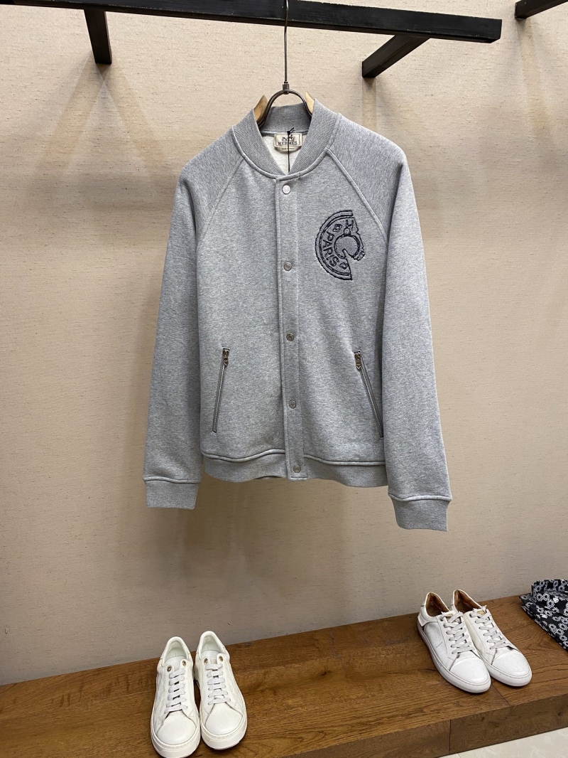 H**me5 outwear